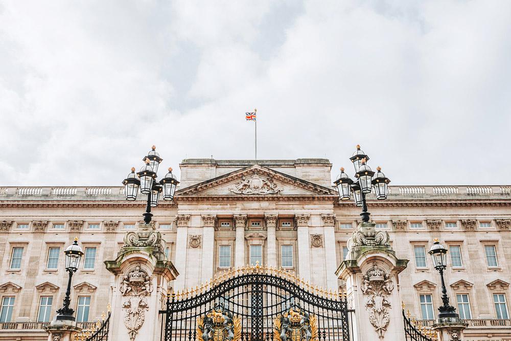 To discover: Buckingham Palace - Image 1